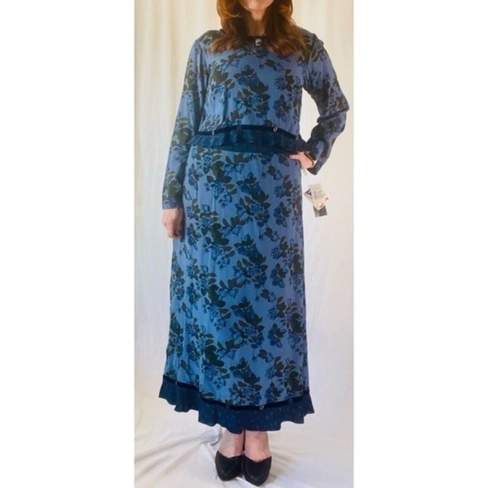 90’s Vintage ‘Carol Anderson’ Blue Floral Maxi Dress